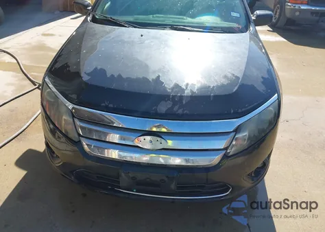 2010 Ford Fusion Se z USA, uszkodzony, nr VIN 3FAHP0HAXAR101484